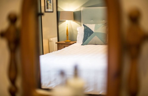 Beeley Bed & Breakfast | Robin Hood Farm B&B