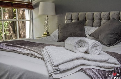 Rowlands Castle Hotel | Robin Hood Inn