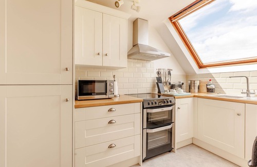 Strefford Cottage | Robin's Nest