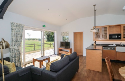 Weston-super-Mare Cottage | Robins Corner