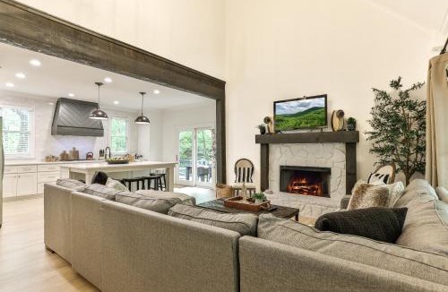 Big Canoe House | Robins Nest at Big Canoe