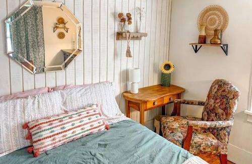 Gwinn House | Robins Nest extra