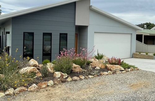 Eildon House | Robins on High