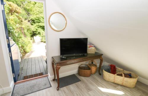 Bere Alston House | Robins Rest