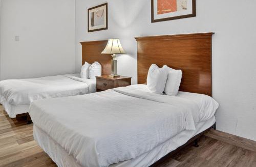 Robinson Hotel | Robinson Inn and Suites