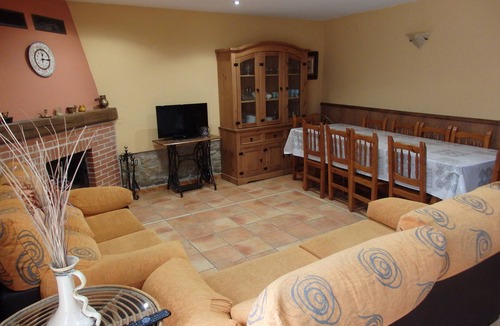 Carcastillo Cottage | Roblan House