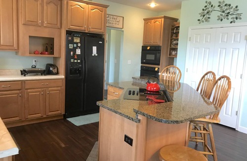 Innsbrook House | Robyn's Nest - PRIVATE POOL, Sleeps 18, 7 bedrooms, 4.5 baths