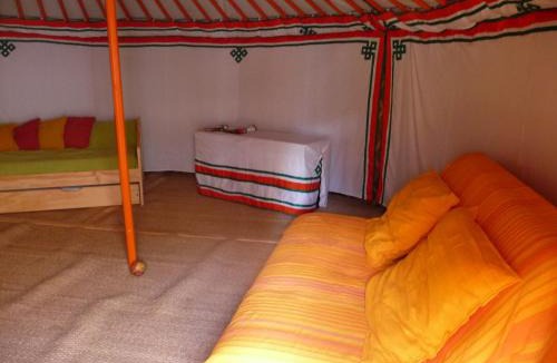 Villeneuve-les-Avignon Other | Roca Yourte