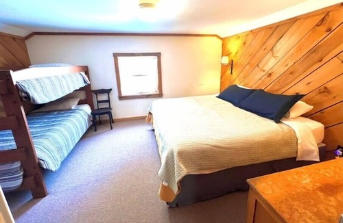 Walpole House | Rochambeau Lodge