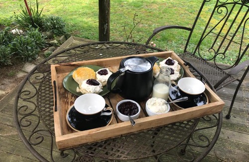 Shakespeare Bay Bed & Breakfast | Rochdale Homestay B&B