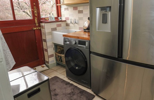 Shepley Cottage | Roche House