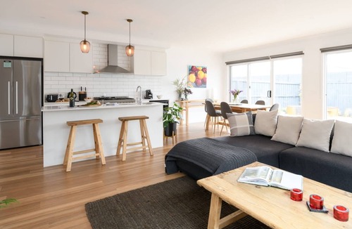 Trentham House | Rock Cottage