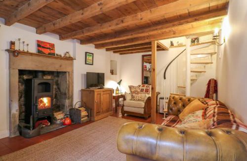 Alstonfield House | Rock Cottage