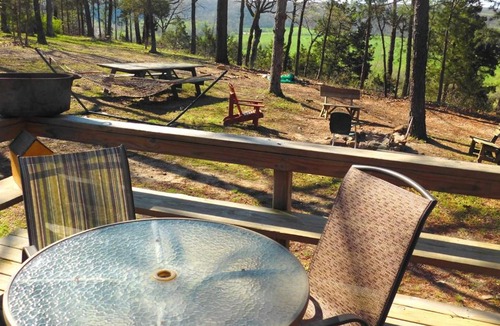 Dixon House | Rock Eddy Bluff Farm Cabins