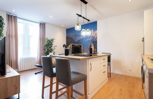 Thionville Apartment | Rock in Share - L'Échappée