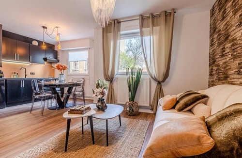 Plantieres Queuleu Apartment | Rock in Share - L'Escapade