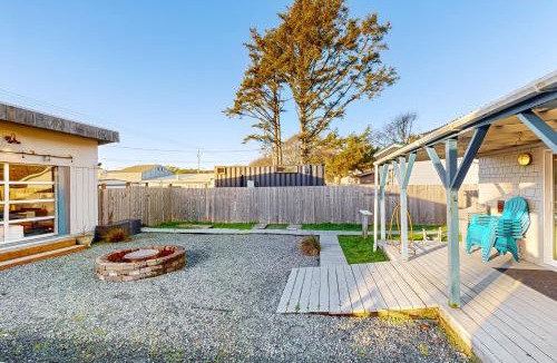 Rockaway Beach House | Rockaway Beach Villa