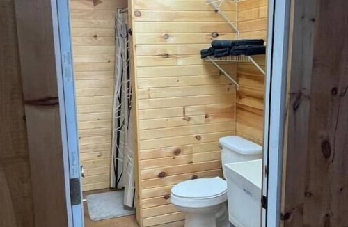 Brixey Cabin | Rockbridge UTV Riding BIKING HUNTING INDR BATTING CAGE & ARCHERY SHOOTING Range