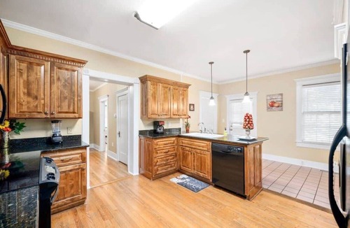 Huntsville House | Rocket City Residence