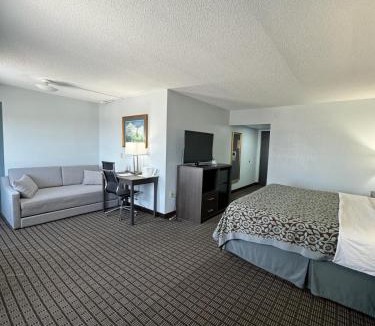 Rock Falls Hotel | Rockfalls Inn & Suite