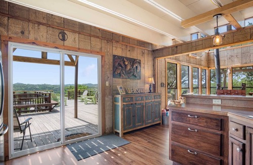 Pipe Creek House | Rockin' B Ranch Bluff House