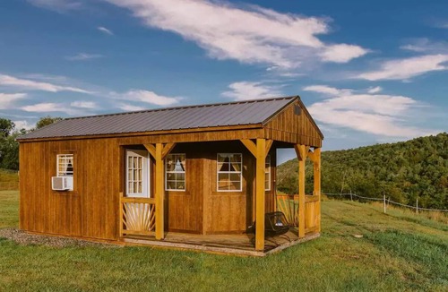 Barton Cabin | Rockin N Retreat