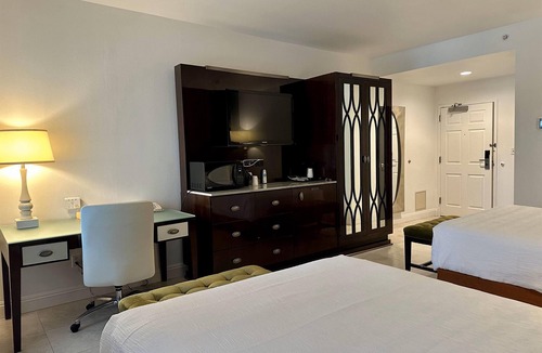 Rocklin Hotel | Rocklin Park Hotel, Trademark Collection by Wyndham