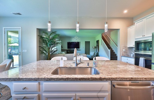 Loomis House | Rocklin Pool Side Luxury Stay - Perfect stay for families