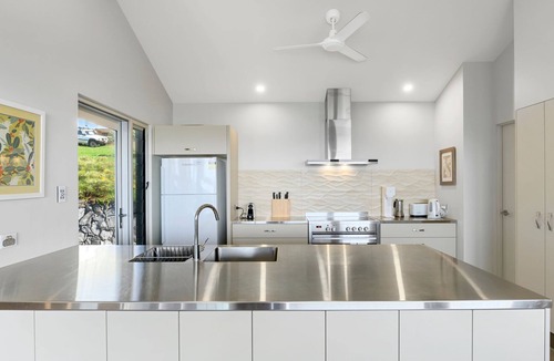 Woolgoolga House | Rockpool - stunning Woolgoolga Headland position