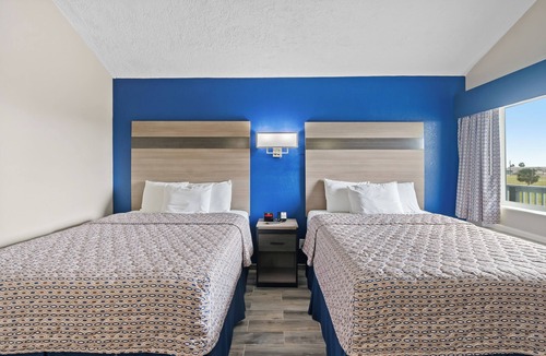 Rockport Hotel | Rockport beach, pool, 2nd level, double queen