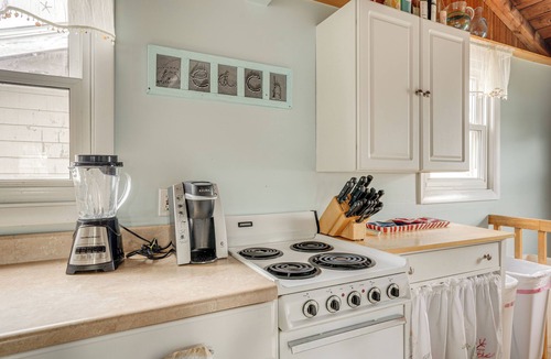 Rockport Cottage | Rockport Cottage w/Patio - Steps to Beach!