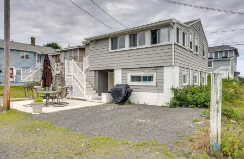 Rockport House | Rockport Cottage w/Patio - Steps to Beach!