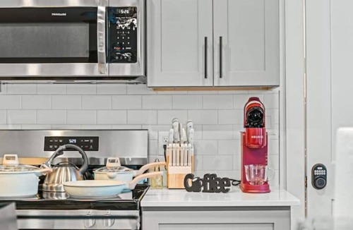 Cityplace Apartment | Rockstar - 2 Bed 1BR Prime Central Location