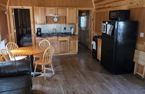 South Bloomingville Cottage | Rockview Cottage Hocking Hills