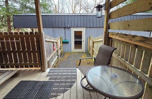 South Bloomingville Cottage | Rockview Cottage Hocking Hills