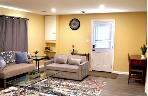 Rockville Apartment | Rockville Private Oasis