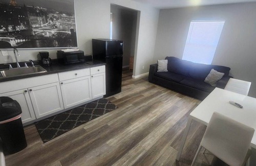 Lake Ozark Hotel | Rockwood Resort Motel