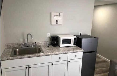 Lake Ozark Hotel | Rockwood Resort Motel