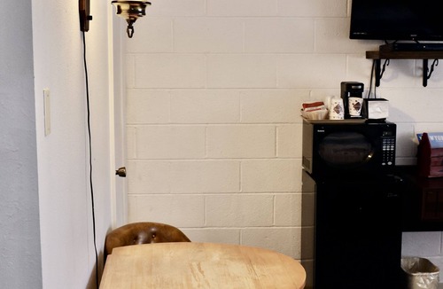 Dubois Hotel | Rocky Mountain Lodge