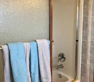 Cochrane Bed & Breakfast | Rocky Mountain View Bed & Breakfast