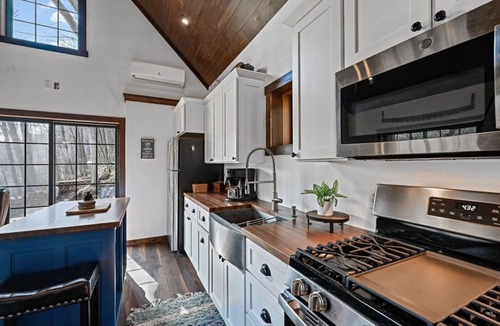 Cashton Cabin | Rocky Ridge Retreat - A modern rustic cabin.