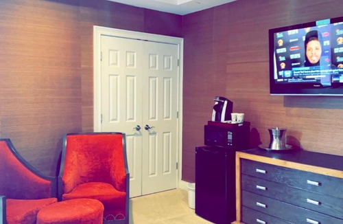 New Milford Hotel | Rocky River Inn