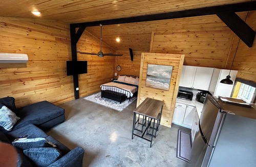 Vian Cabin | Rocky Road cabins at Lake Tenkiller.
