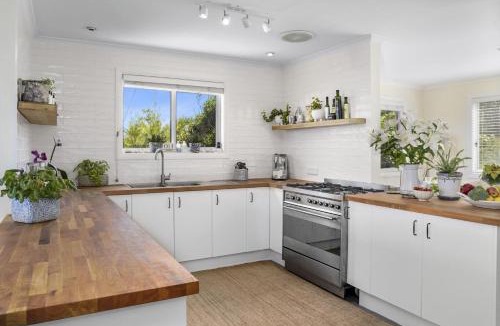 Manyana House | Rockys Beach House