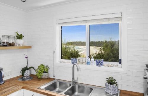 Manyana House | Rockys Beach House