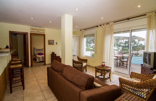 Almadraba-Canyelles Apartment | Rodas II - Three Bedroom Apartment, Sleeps 6