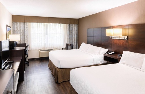 Charlottetown Hotel | Rodd Royalty