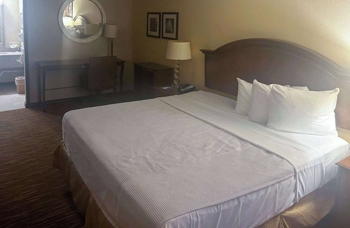 Abilene Hotel | Rodeway Inn Abilene West