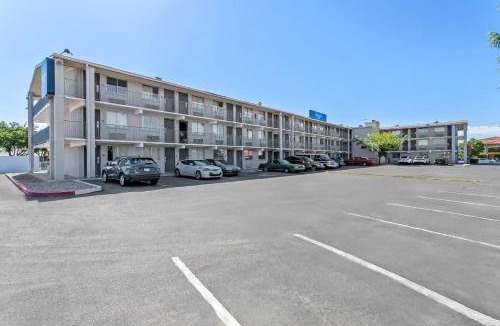 Northwest Heights Hotel | Rodeway Inn Albuquerque West