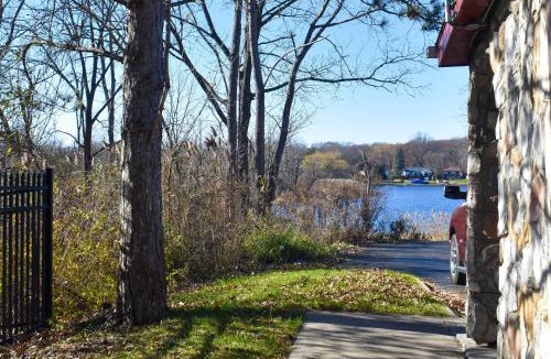 Auburn Hills Hotel | Rodeway Inn Auburn Hills - Detroit